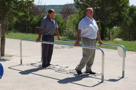 7150 - pro podporu udržování rovnováhy při chůzi