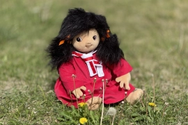 Terapeutická panenka Mája